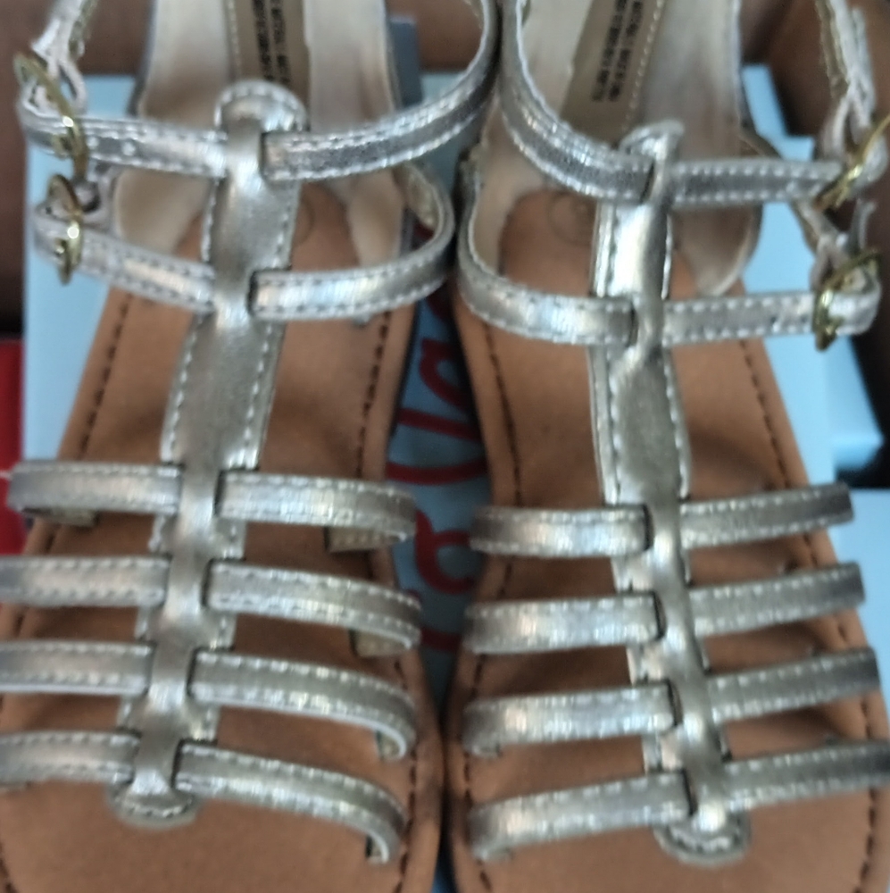 Girl Sandals Gold
